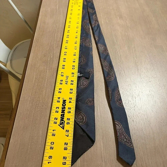 Men’s Stafford Tie - Picture 5 of 6